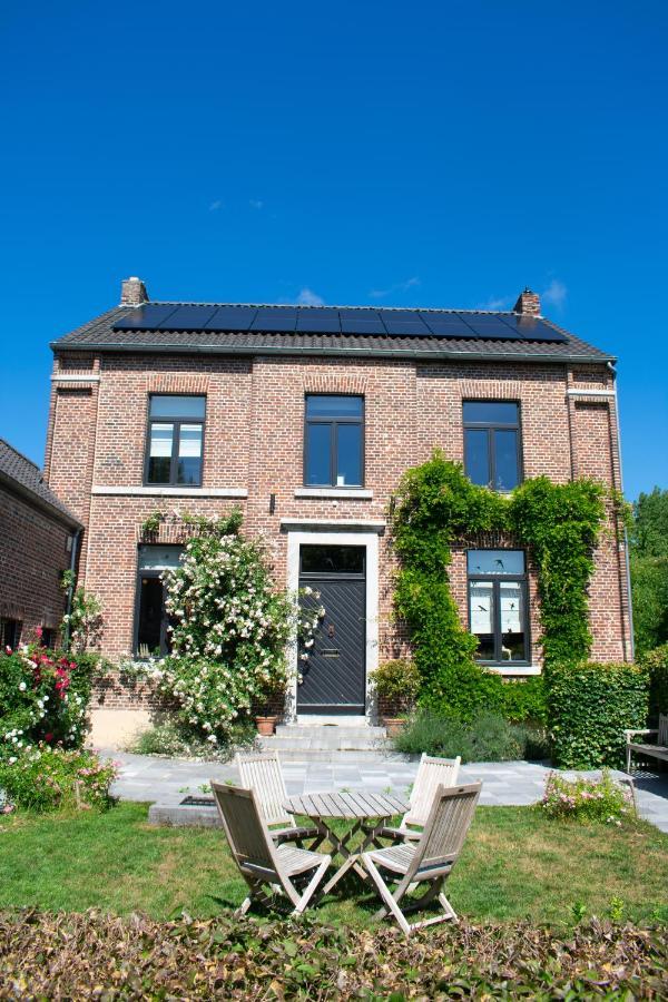 Vakantiehuis Haspengouw - Pastorij Mettekoven ภายนอก รูปภาพ